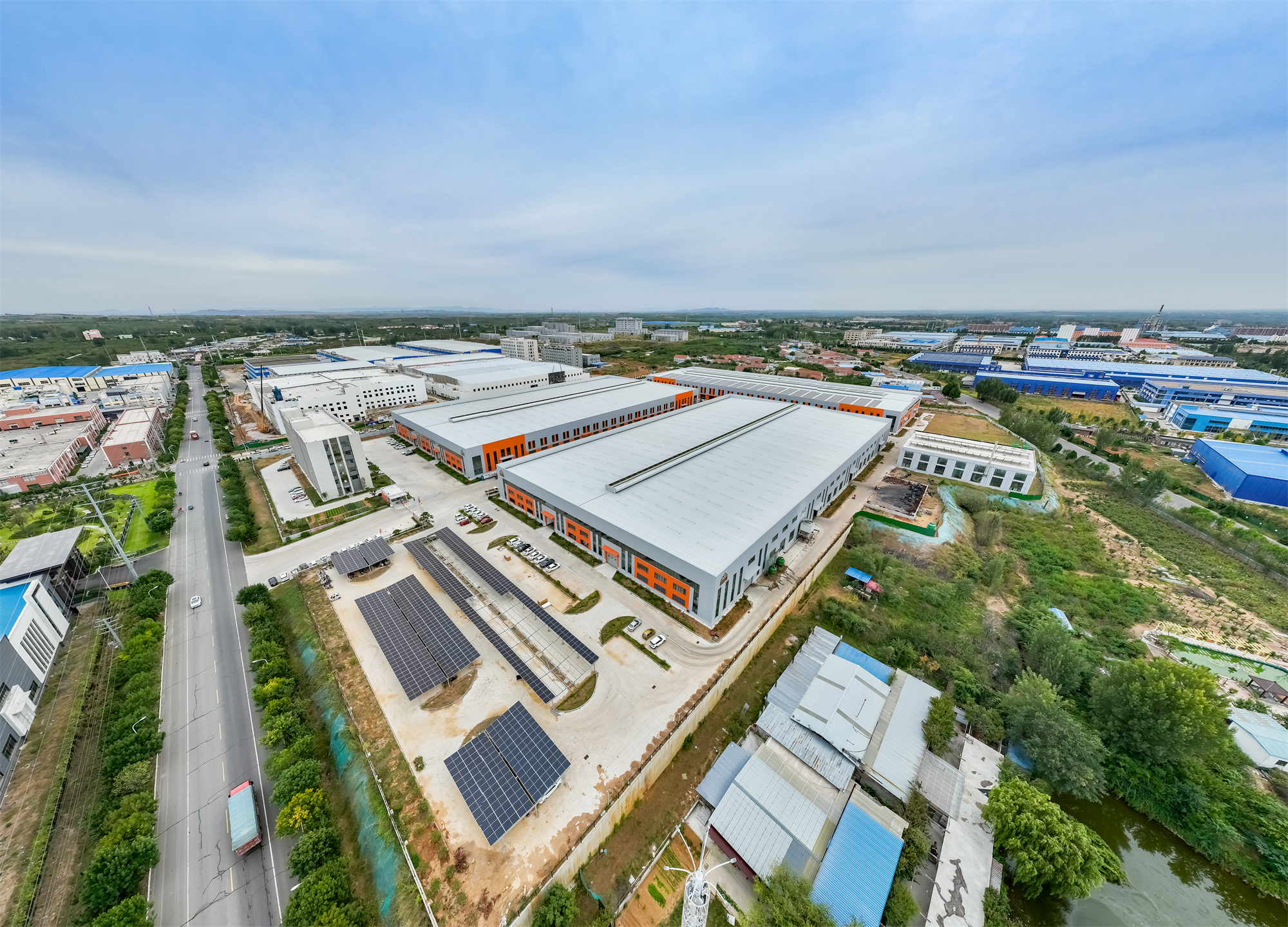 Transformation and upgrading, green first, the sustainable development of high-end manufacturing industry(图1)