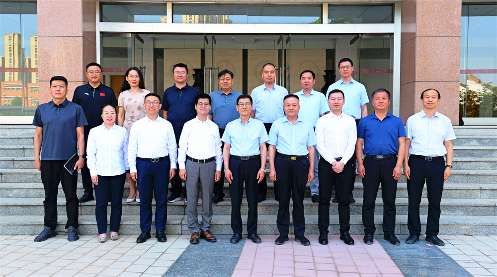 Shandong Jianzhu University & Wiskind Architectural Steel Products Strategic cooperation agreement signing and donation ceremony was successfully held(图4)